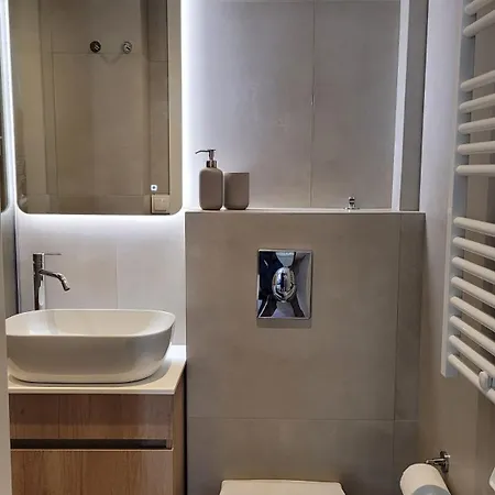 The Olive Nest - Cozy & Modern *